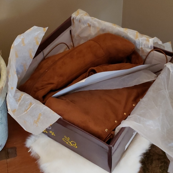 1 Left (size 7) Thigh High Boots - Picture 5 of 8